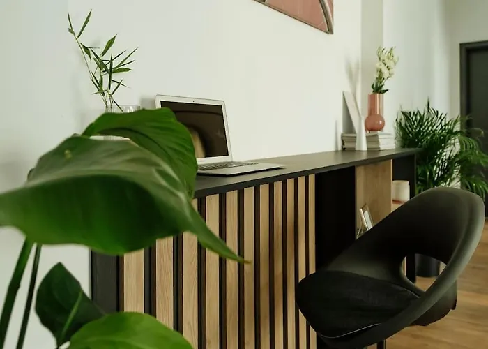 5 - New Building & Parking ブカレスト