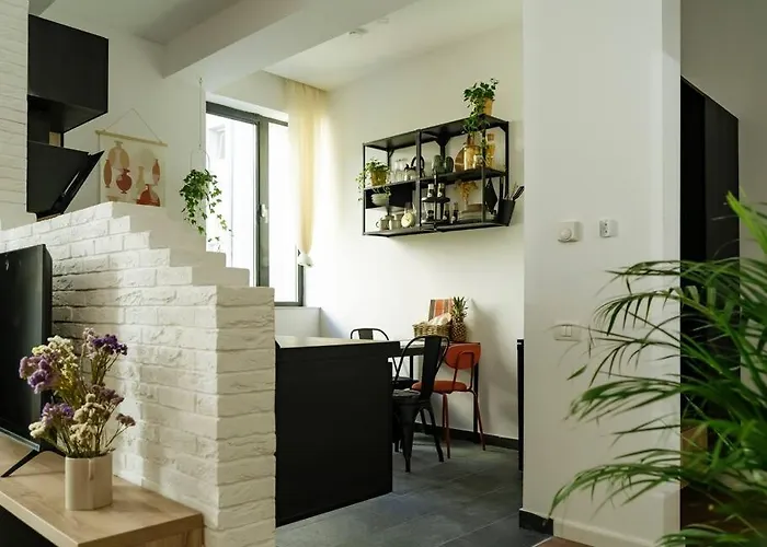 5 - New Building & Parking Apartman *