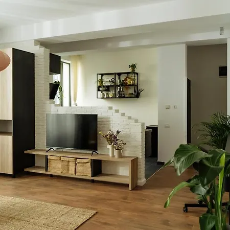 Apartamento 5 - New Building & Parking Bucarest